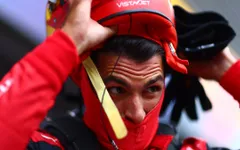 Đua phân hạng GP Bỉ: Verstappen xuất sắc nhưng Carlos Sainz xuất phát đầu tiên