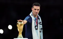 HLV Lionel Scaloni được IFFHS vinh danh