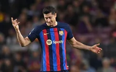 Lewandowski bị treo giò 3 trận