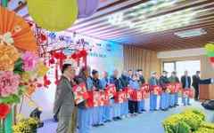 Phát động chiến dịch "Sẻ chia gánh nặng ung thư"