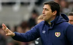 Leeds United và Southampton tích cực tìm kiếm HLV trưởng mới