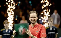 Daniil Medvedev giành chiến thắng thuyết phục tại chung kết quần vợt Rotterdam