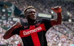 Bayer Leverkusen tiếp tục dẫn đầu BXH Bundesliga