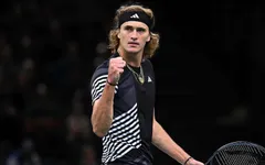 Alexander Zverev giành quyền vào vòng 2 Paris Masters