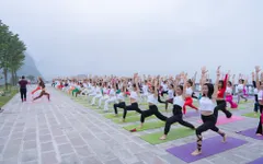 Festival Yoga mùa đông 2023 quy tụ hàng trăm người tập yoga tại Tam Chúc