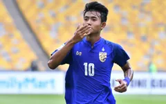 Thần đồng bóng đá Thái Lan gia nhập Leicester City
