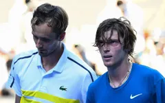 Rublev và Medvedev cùng bị loại tại vòng 4 Madrid mở rộng