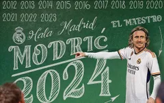 Luka Modric gia hạn hợp đồng với CLB Real Madrid