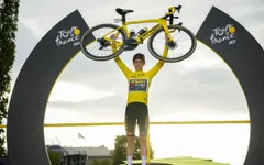 Jonas Vingegaard lần thứ 2 vô địch Tour de France