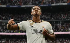 Tân binh Jude Bellingham tiếp tục tỏa sáng trong màu áo Real Madrid