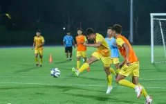 HLV Hoàng Anh Tuấn và các học trò hướng tới mục tiêu có điểm trước Iran