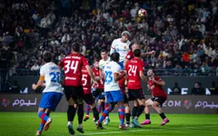 Bóng đá châu Âu: Juventus thắng ấn tượng; Barca vào chung kết cúp Nhà vua