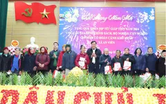 Tết ấm quê hương