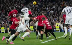 Vòng 19 La Liga: Real Madrid và Granada tiếp tục đua song mã