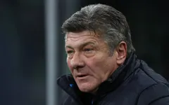 Napoli lên kế hoạch sa thải HLV Walter Mazzarri