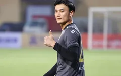 Thủ môn Bùi Tiến Dũng khoác áo CLB Hoàng Anh Gia Lai