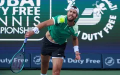 Karen Khachanov dừng bước tại vòng 2 Dubai Championship