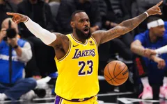 Lebron James và dấu ấn từ cột mốc mới trong sự nghiệp