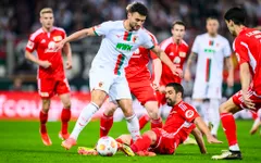 Augsburg giành chiến thắng trước Union Berlin trên sân nhà