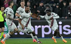 Leverkusen đi vào lịch sử bóng đá châu Âu