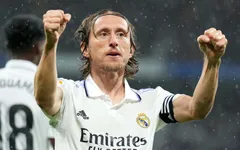 Brighton chia tay HLV De Zebri, Real Madrid gia hạn với Modric
