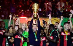 Bayer Leverkusen hoàn tất cú đúp danh hiệu quốc nội