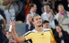 Ngược dòng trước Casper Ruud, Alexander Zverev tiến vào chung kết Pháp mở rộng