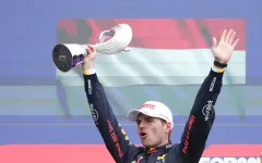 Max Verstappen giành chiến thắng tại GP Canada