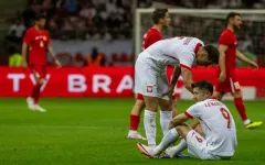 ĐT Ba Lan gặp khó vì chấn thương của Lewandowski