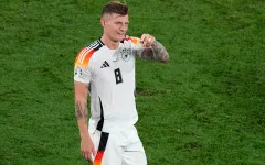 Đồng đội ở Real Madrid muốn cho Toni Kroos giải nghệ sớm