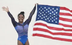 Simone Biles lập kỷ lục với danh hiệu Olympic toàn năng thứ hai