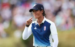 Celine Boutier toả sáng trước sự cổ vũ của khán giả nhà tại Olympic Paris 2024