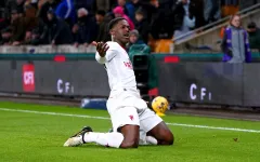 Man United cần mẫu tiền vệ nào để nâng tầm Kobbie Mainoo?