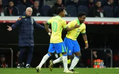 Chấm điểm cầu thủ Brazil sau trận thua sốc Paraguay