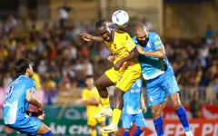 Sông Lam Nghệ An chia điểm với SHB Đà Nẵng