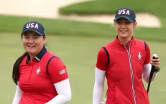 Solheim Cup 2024: Tuyển Mỹ dẫn trước 3-1 trong loạt đấu Foursomes mở màn