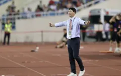 HLV Kim Sang-Sik chuẩn bị cho mục tiêu ASEAN Mitsubishi Electric Cup 2024: "Thép Việt Nam đã tôi thế đấy"
