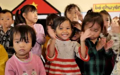 Những bữa cơm hạnh phúc ở điểm trường Tả Củ Tỷ