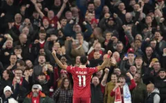 Liverpool thắng Brighton nhưng khủng hoảng chấn thương khiến fan lo lắng!