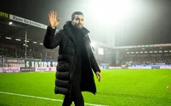 Dortmund sa thải HLV Nuri Sahin