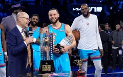 Stephen Curry nhận danh hiệu MVP NBA All Star