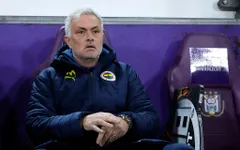 "Người đặc biệt" Mourinho bị Galatasaray khởi kiện