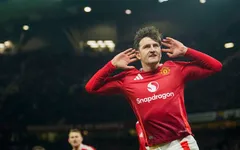 Chiến thắng cho 2 đội bóng thành Manchester
