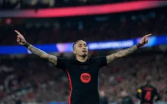 Kết quả vòng 1/8 Champions League hôm nay, 6/3: Liverpool, Barca thắng kịch tính, Bayern Munich vượt trội