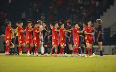 HLV Kim Sang-sik và bài toán thử nghiệm