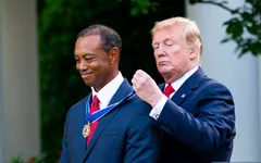 Tổng thống Donald Trump vui mừng vì Tiger Woods hẹn hò với con dâu cũ