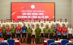 Giám Đốc CATP gặp mặt, động viên CLB CAHN nhân dịp CLB lọt vào bán kết giải vô địch các CLB Đông Nam Á và bán kết Cup Quốc gia 2024/2025