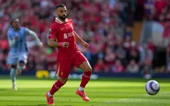 Thắng đậm Tottenham, Liverpool vô địch Ngoại hạng Anh sớm 4 vòng đấu