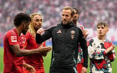 Bayern Munich đánh rơi chiến thắng phút chót, Harry Kane tiếp tục lỡ hẹn danh hiệu