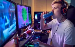 Tuyển thủ Esports và caffeine: Lợi bất cập hại?